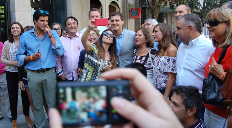 Rivera defiende a autónomos  y empresarios en Ourense